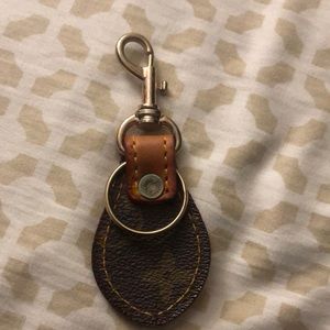 Louis Vuitton Vintage LV Keychain